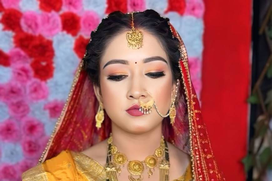 Party makeup