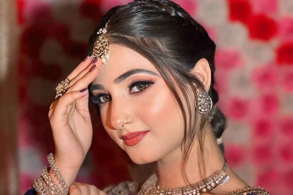 Party makeup