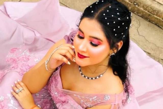 Party makeup
