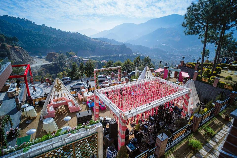 Mandap and Couple's Lounge