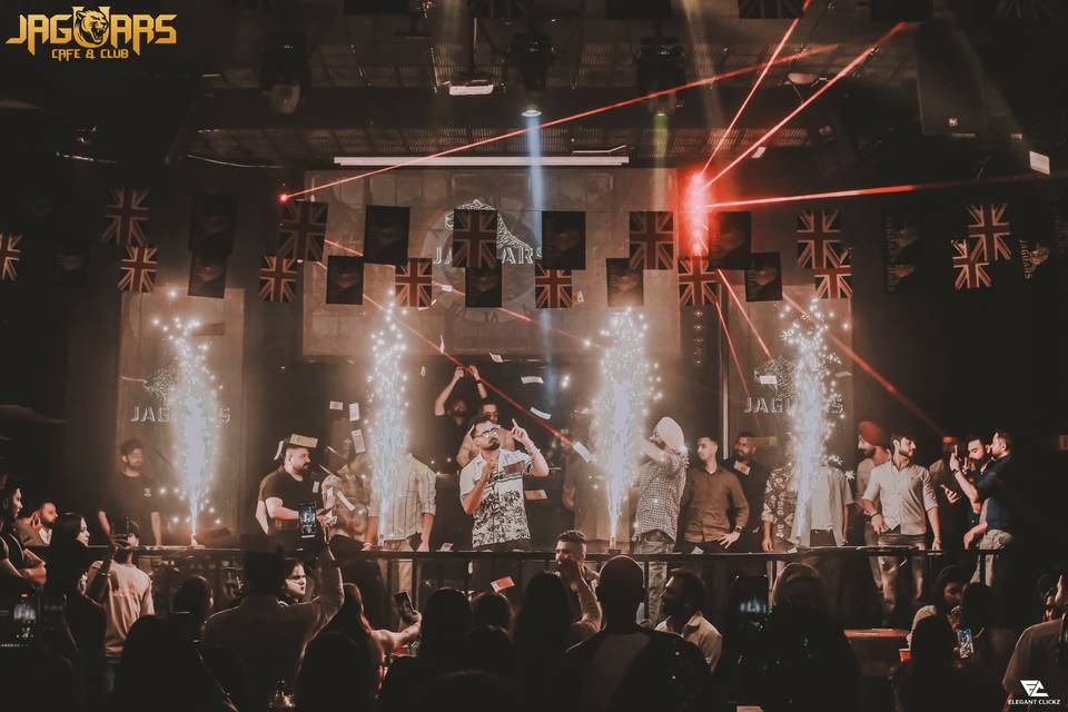 JAGUARS NIGHT CLUB