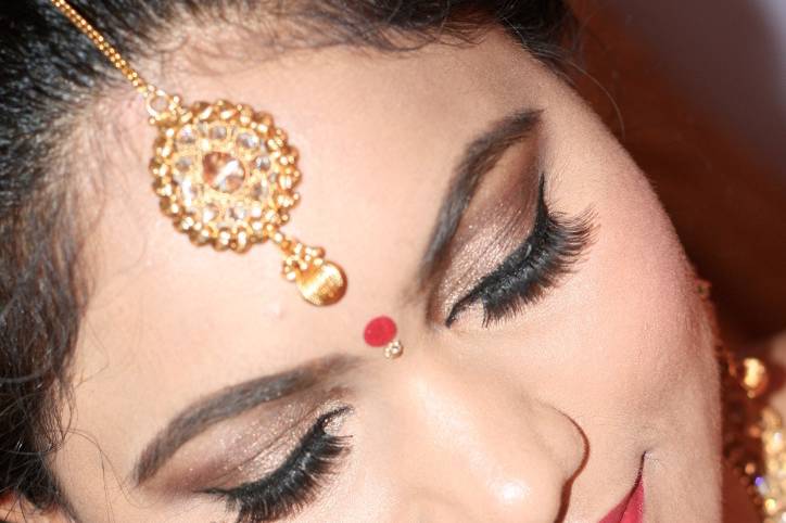 Bridal makeup