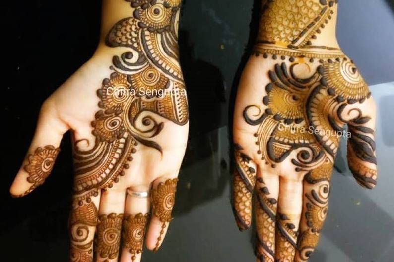 Chitra Henna