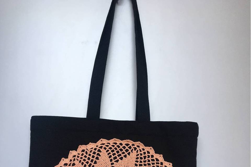 Tote bag