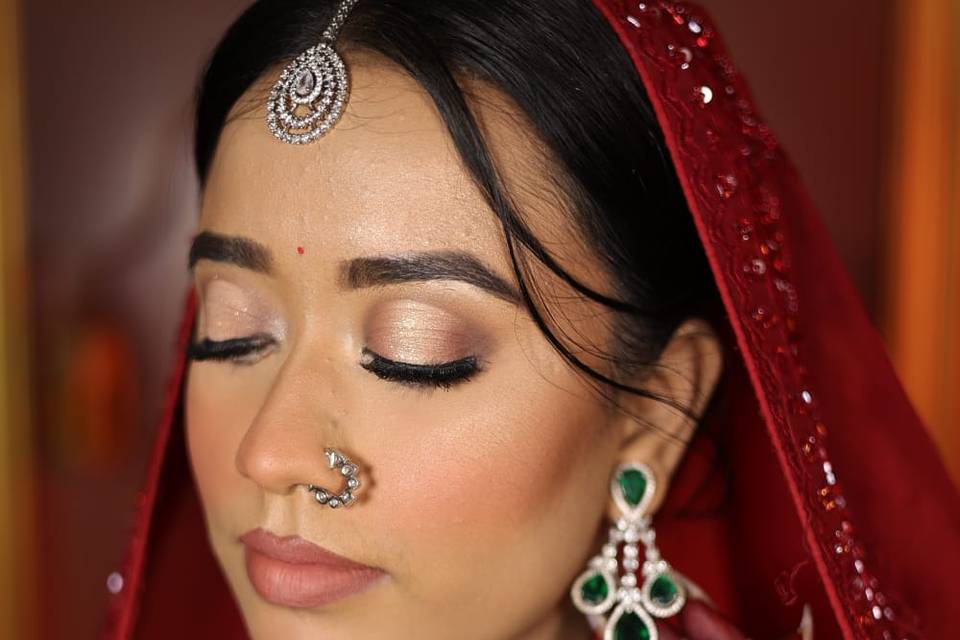 Party makeup