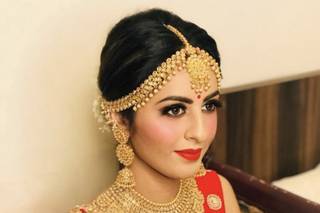 Face Chronicles By Sonam Jumani