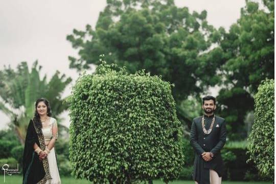 Riwaayat The Wedding Tales, Surat