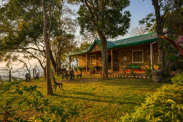 Seclude Nahan Bantony Cottage