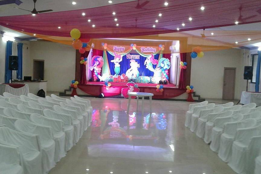 Banquet hall