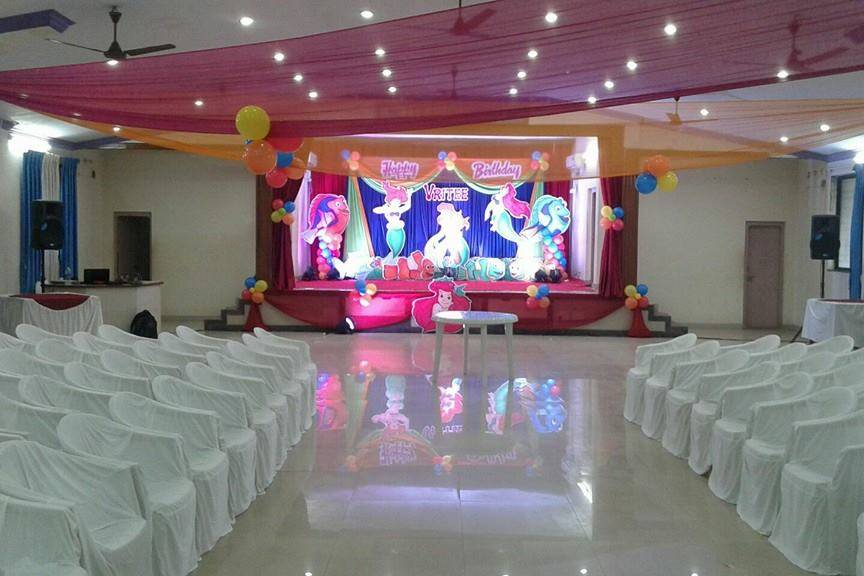 Banquet hall