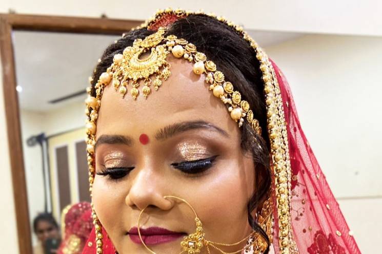 Bridal makeup