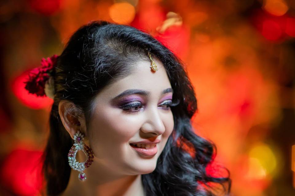 Ayushi Beauty Parlour, Firozabad