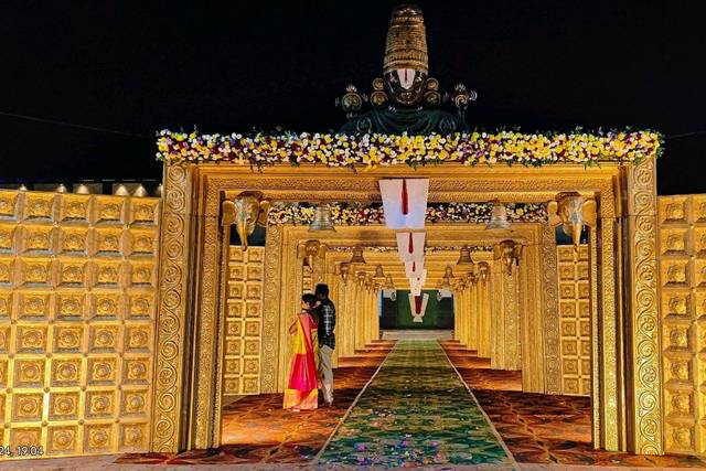 Entrance decor