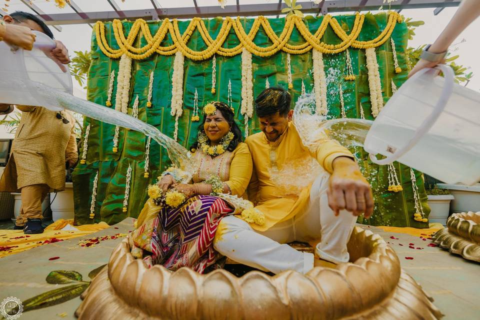 Aashish & Anjanaa Haldi