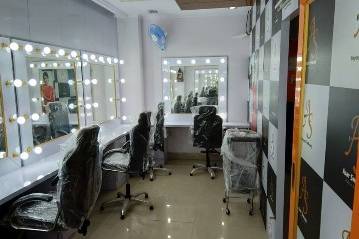 Ajay Shelar Make Up Academy