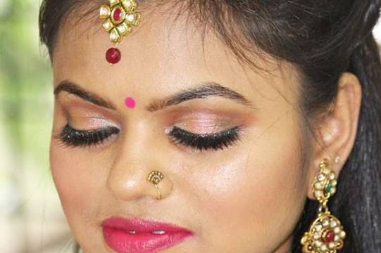 Engagement makeup