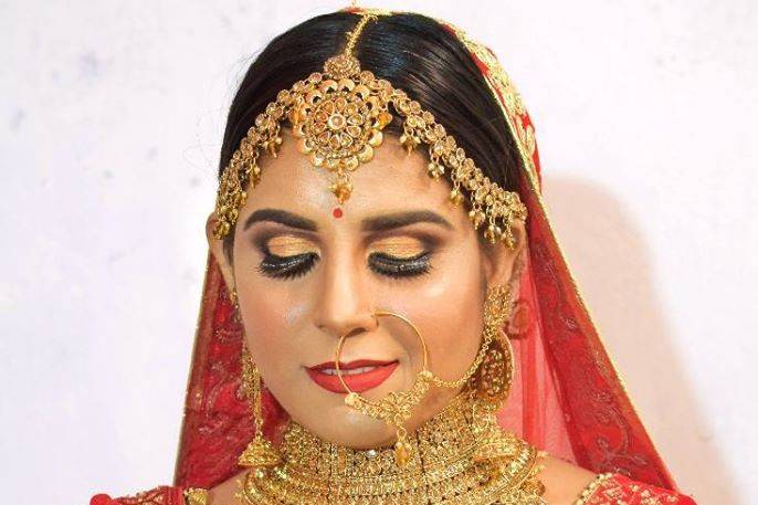 Bridal makeup