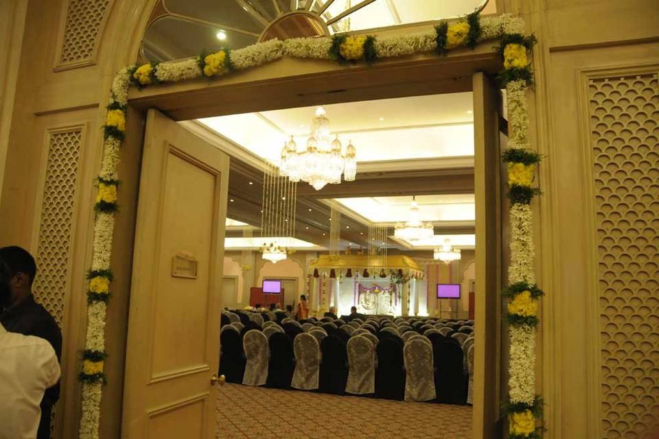 Entrance decor