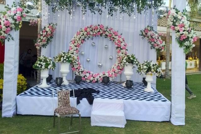 Stage decor