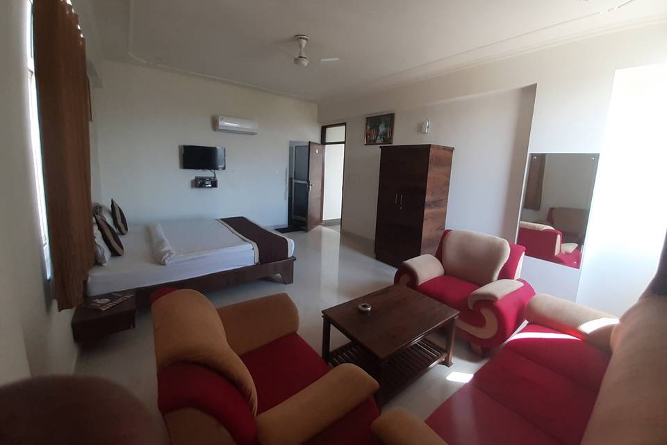 Hotel Shiv Palace