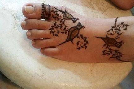 राखी पर लगाएं Arabic Mehndi के ये 13 डिजाइन