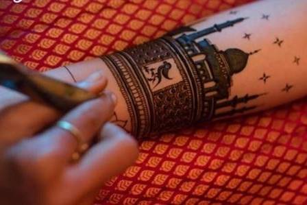 Mayuri Mehndi Artist, Surat