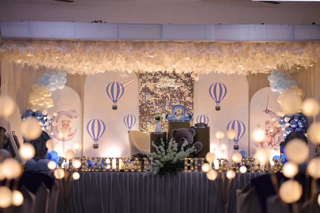 Stage decor