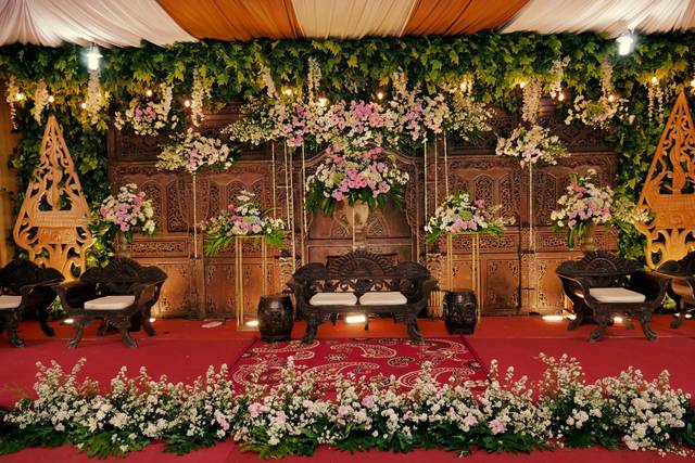 Stage decor