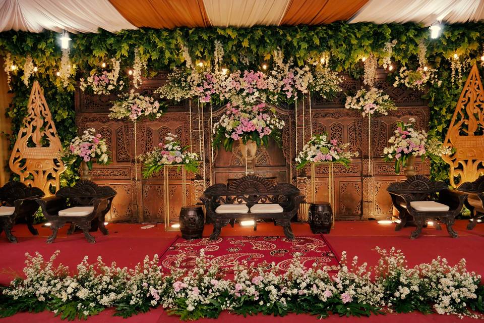 Stage decor
