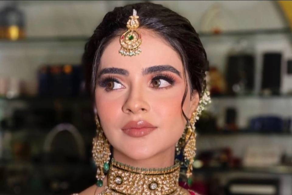 Bridal makeup