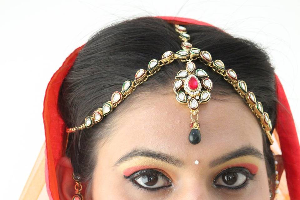 Matrix Beauty Sutra, Saket Nagar - Makeup Salon - Sudama Nagar -  
