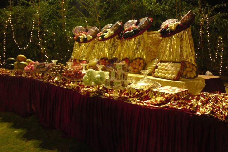 Table of desserts