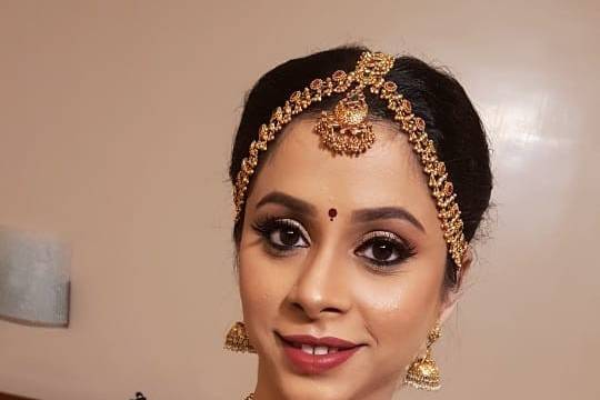 Anushyaa Makeup Artist