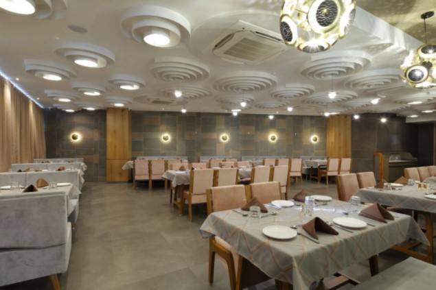 Prime Restaurant & Banquet