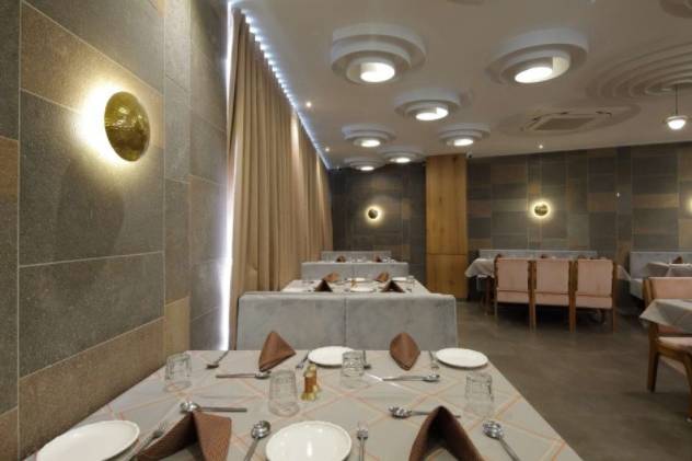 Prime Restaurant & Banquet