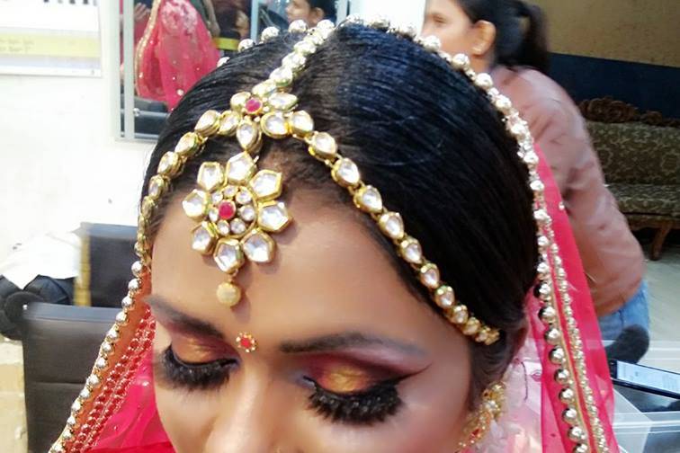 Bridal makeup