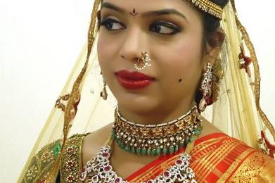 Makeup Artist Suman Agarwal