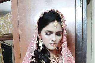 Sadika Sonar Makeup Artist