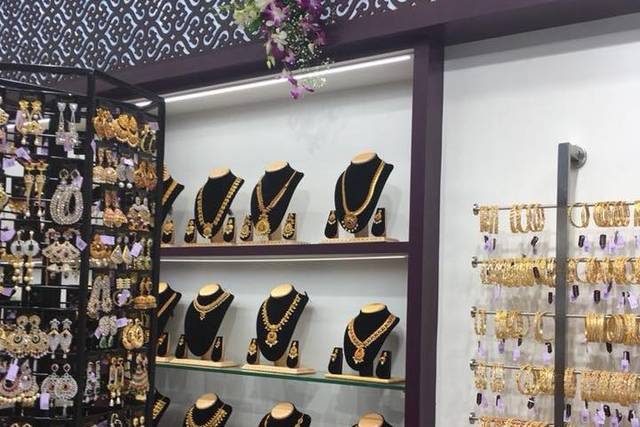 Cosmetic on sale jewellery shop