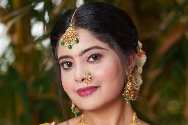 Sujji Makeup Artist