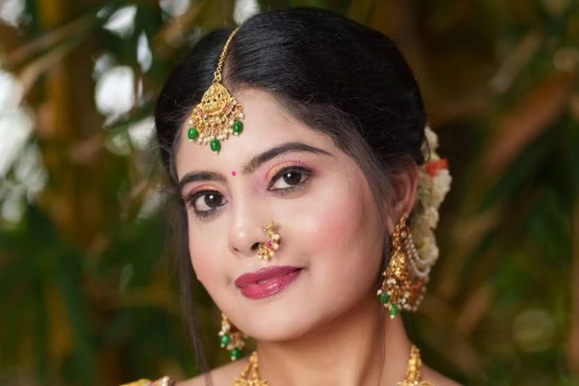 Sujji Makeup Artist