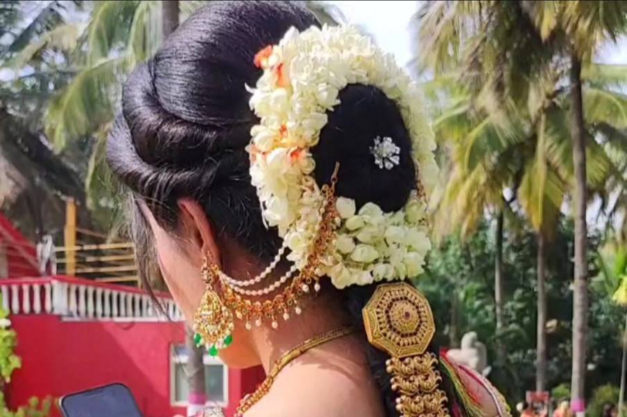 Hairstyle