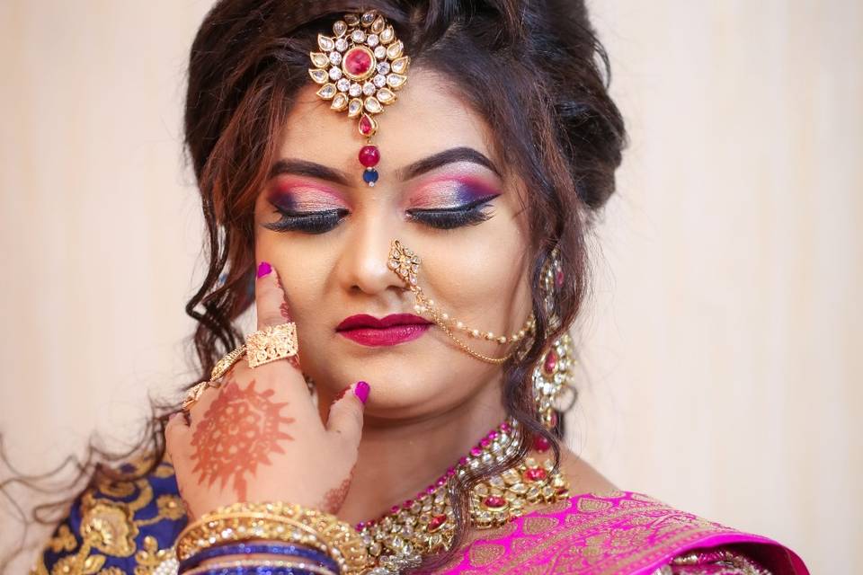 Rupsha Parlour & Makeup Studio