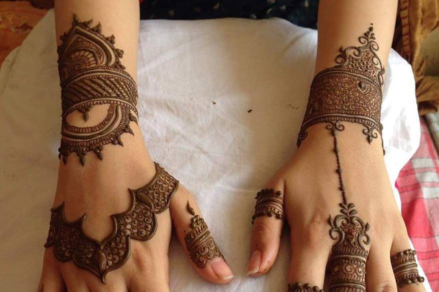 Monu Mehandi Arts