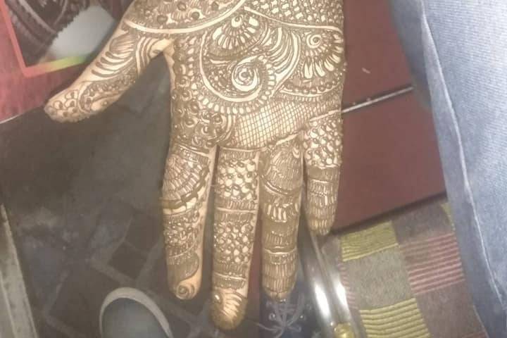 Monu Mehandi Arts