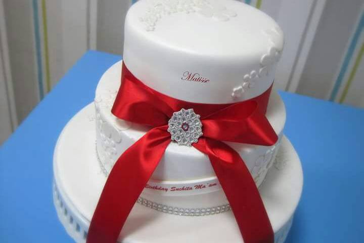 Engagement cake