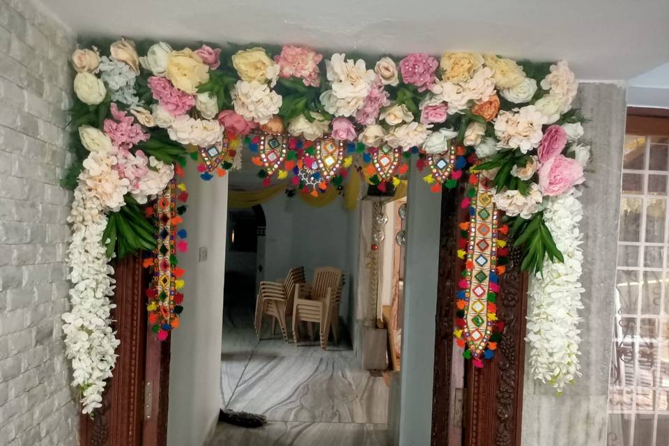 Entrance decor