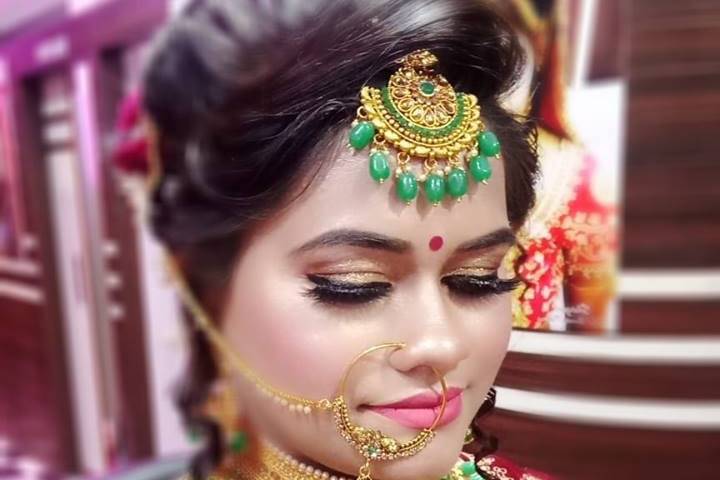 Bridal makeup