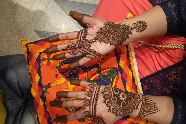 Breathtaking Full Hand Mehndi Designs For Traditional Indian Brides