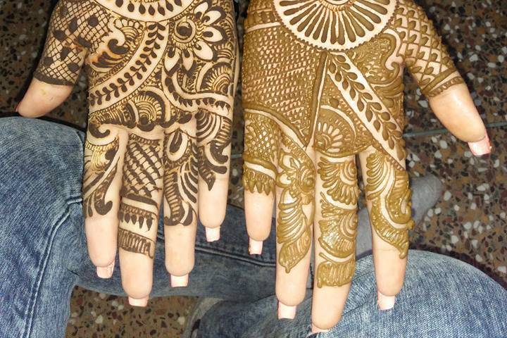 Sumit Mehendi Artist